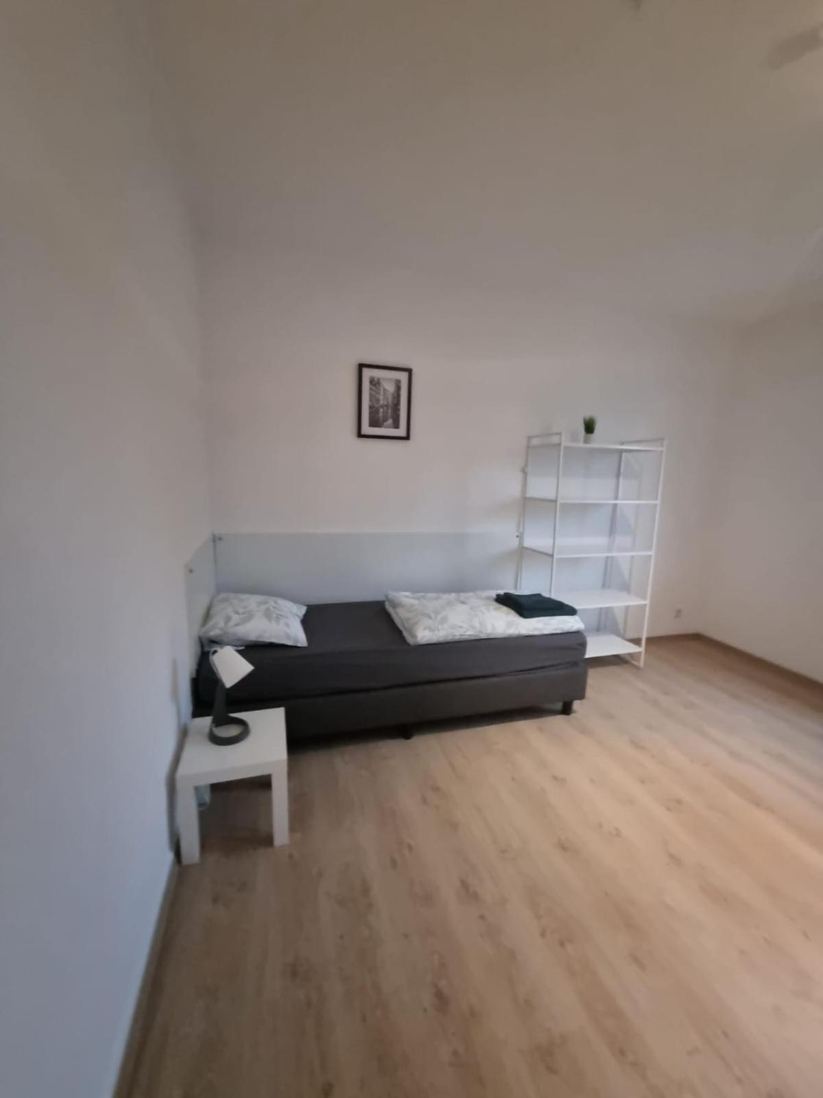 Monteur-Ferien-Messewohnung Mettmann 6 Personen 2 Og Exterior photo