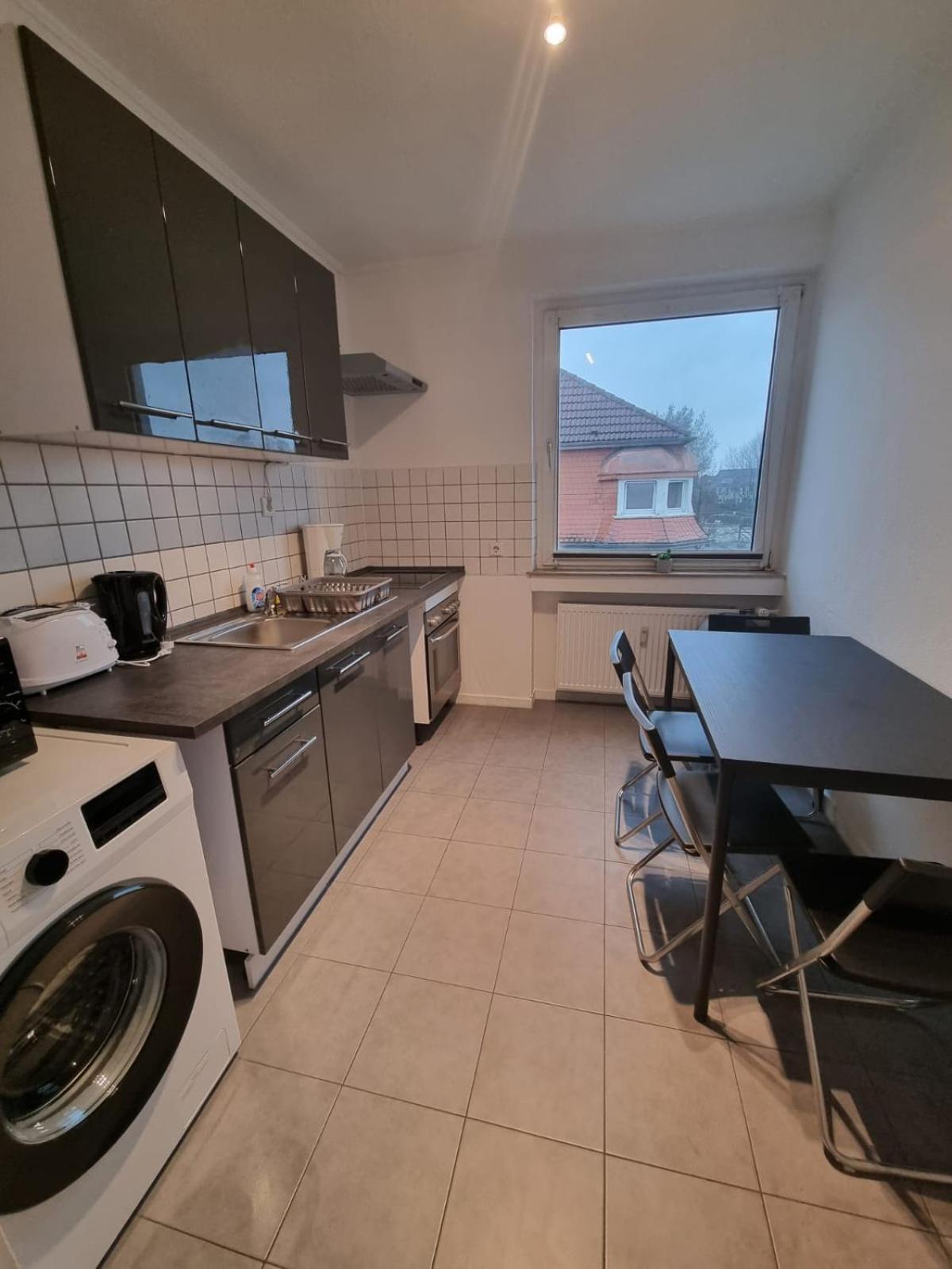 Monteur-Ferien-Messewohnung Mettmann 6 Personen 2 Og Exterior photo